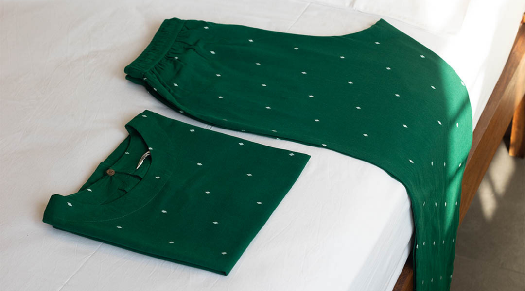 Natural fabrics vs Synthetic nightwear: What's healthier for you and your kids?