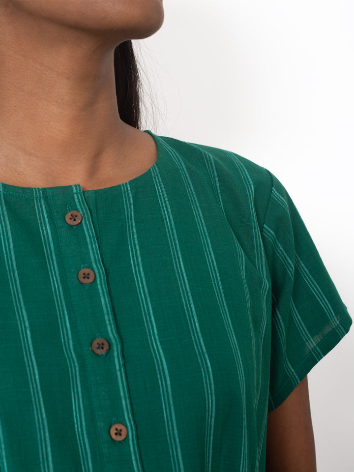 Green night shirt, close up