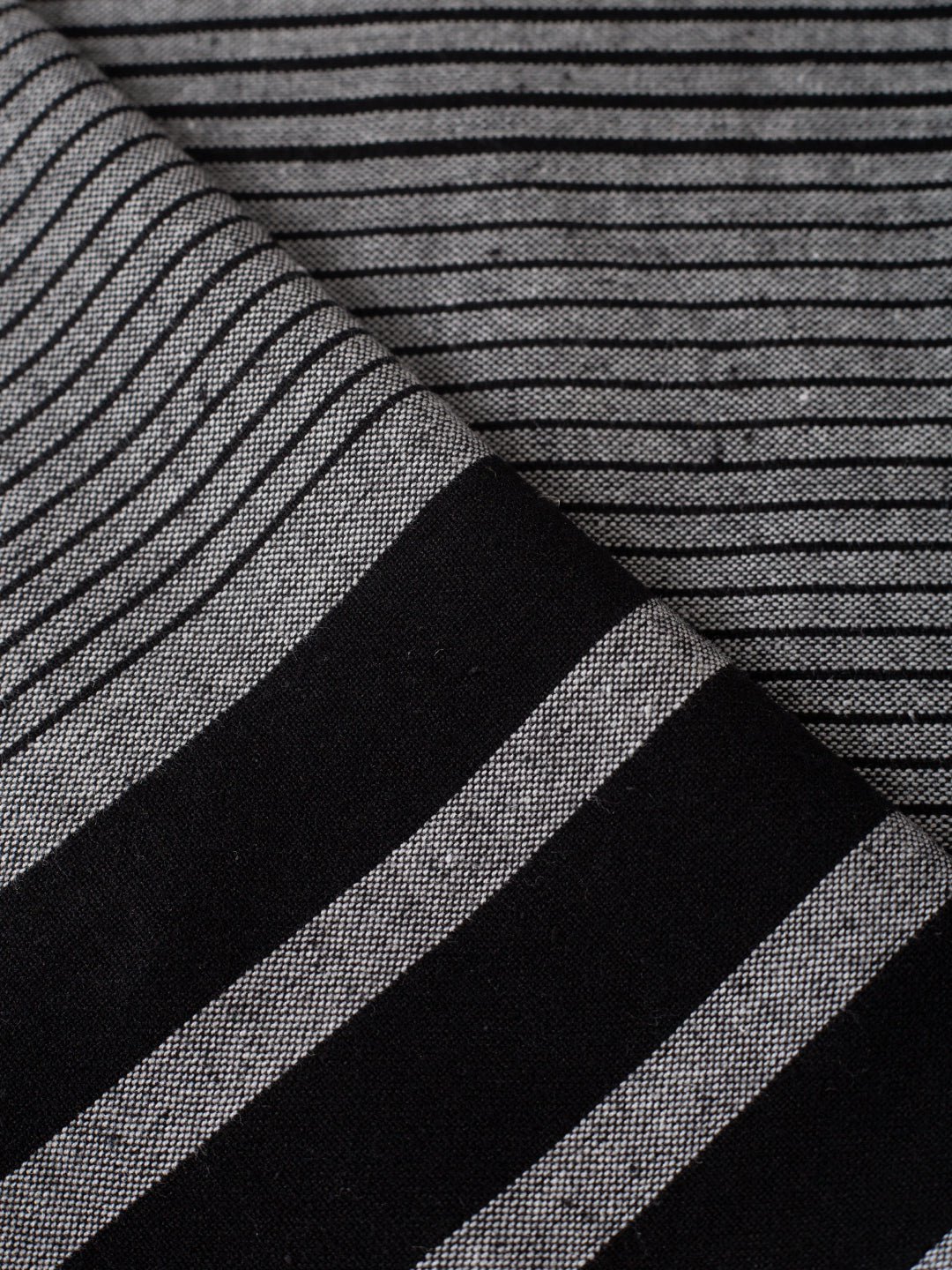 Black Night shirt, Fabric close up