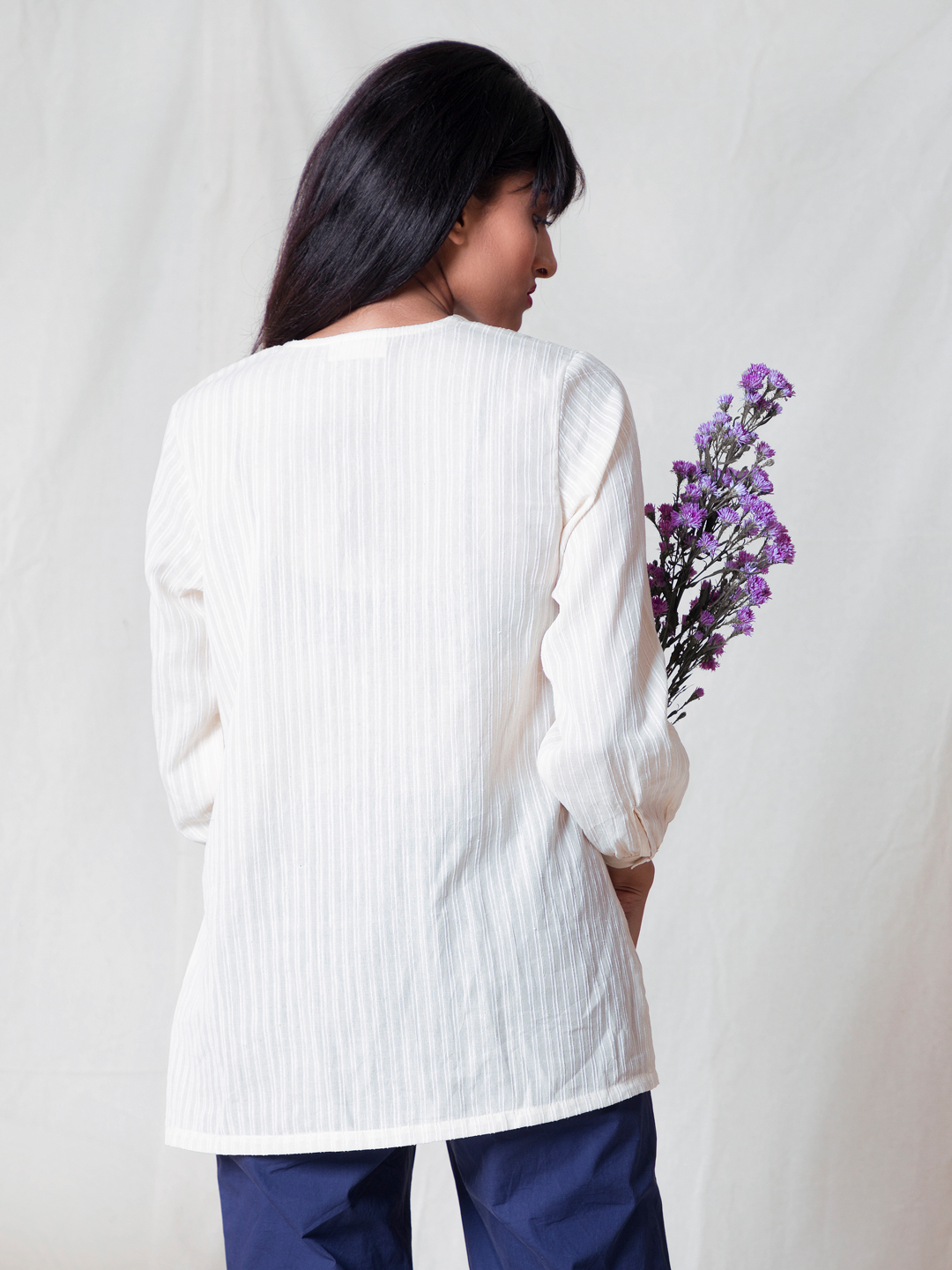 LL BL01 Off White Top - Studio Y